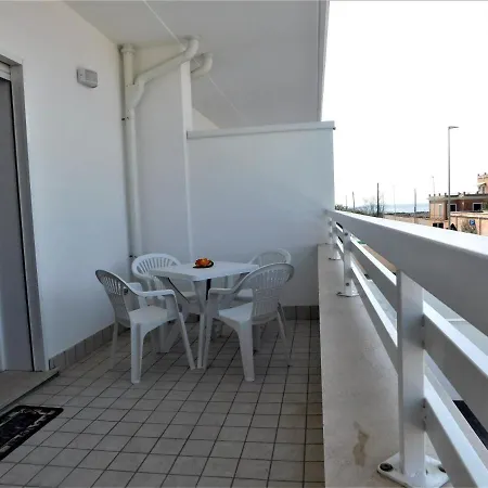 Lovely Pitstop Fiumicino
